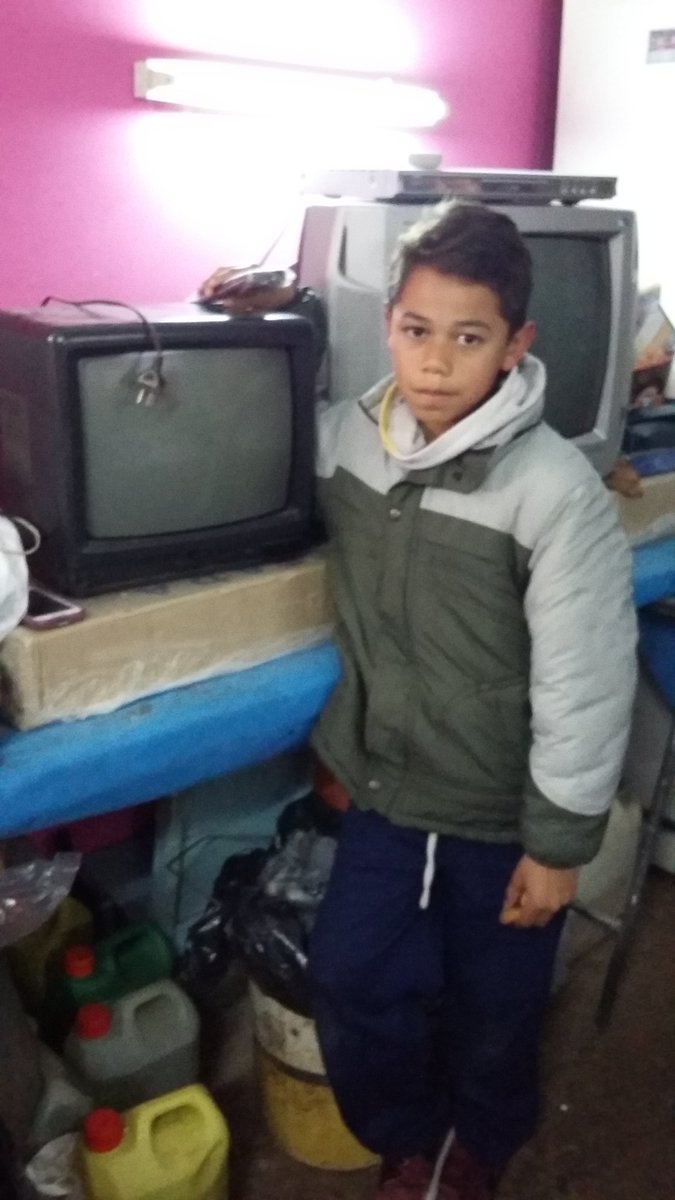 MiriamGonzlez8's tweet photo. Rodri ganó la TV para su cuarto.. https://t.co/8DSyHZLitI