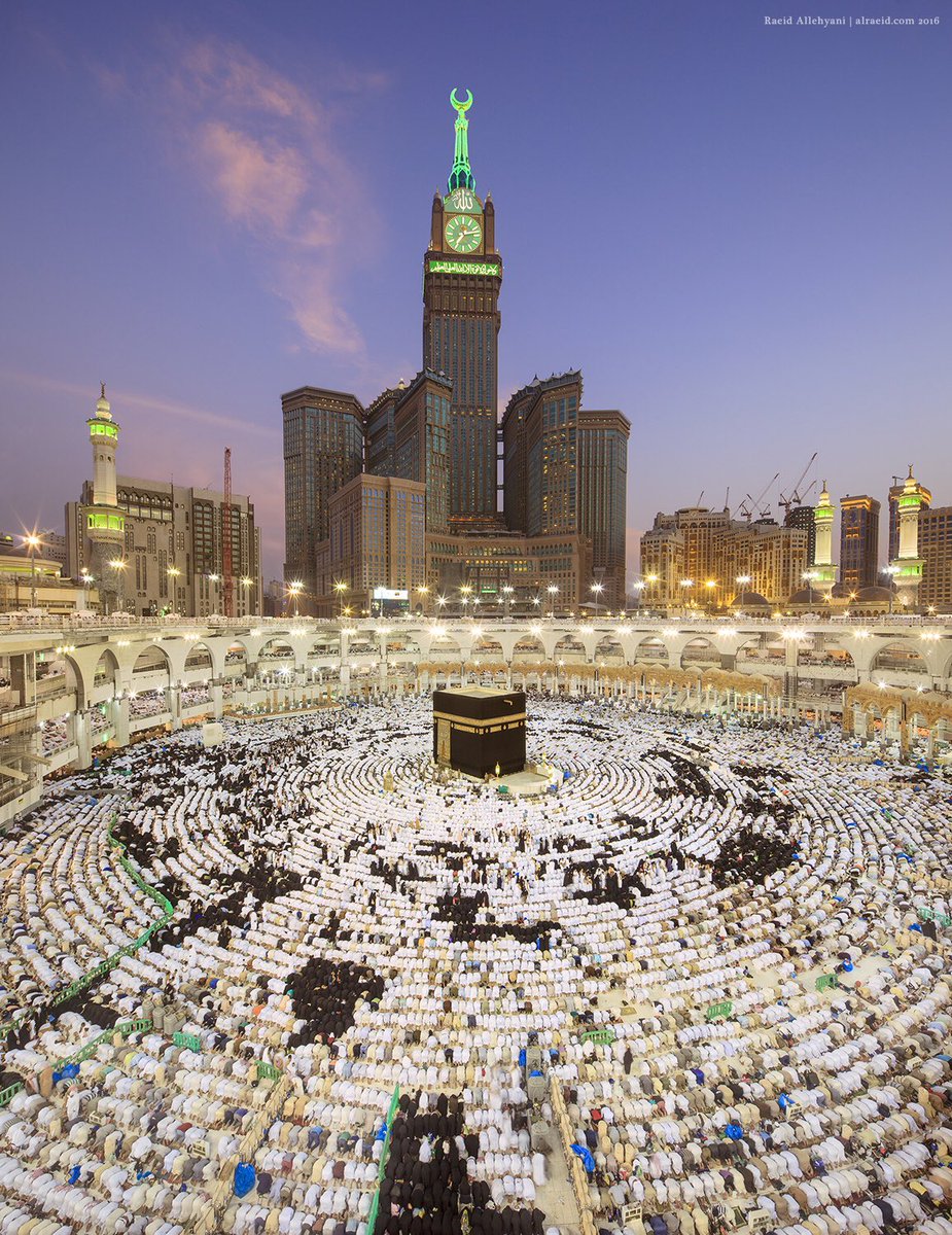 _Raeid's tweet photo. من صلاة المغرب اليوم..
#لقطة_من_الحرم_المكي #المسجد_الحرام #رمضان #مكة #مكه_تجمعنا 
#ramdhan #makkah #islamic #art https://t.co/dYedSwErvK