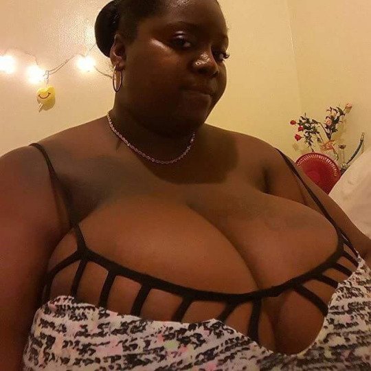 Fat Ebony Teen Modelling Naked And Spreading Her Black Pussy