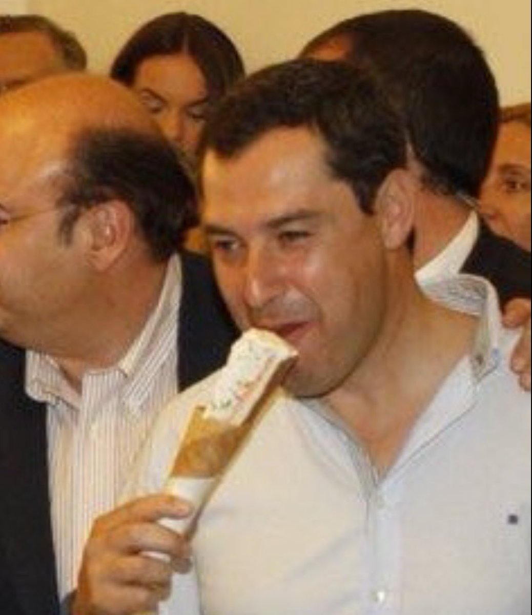 Juanma_NoDo's tweet photo. Comerte el postre en plan vicioso, o en plan reprimido, tuya es la elección https://t.co/hR3hDlVufr