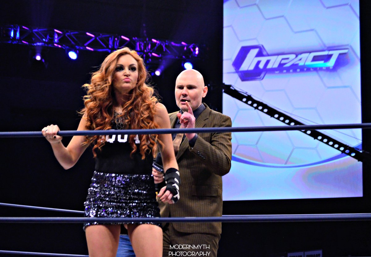 _ModernMyth_'s tweet photo. @MariaLKanellis @Billy_Corgan after #DixeCarter handled business... #ModernMythPhotography https://t.co/J32u8u1eCf