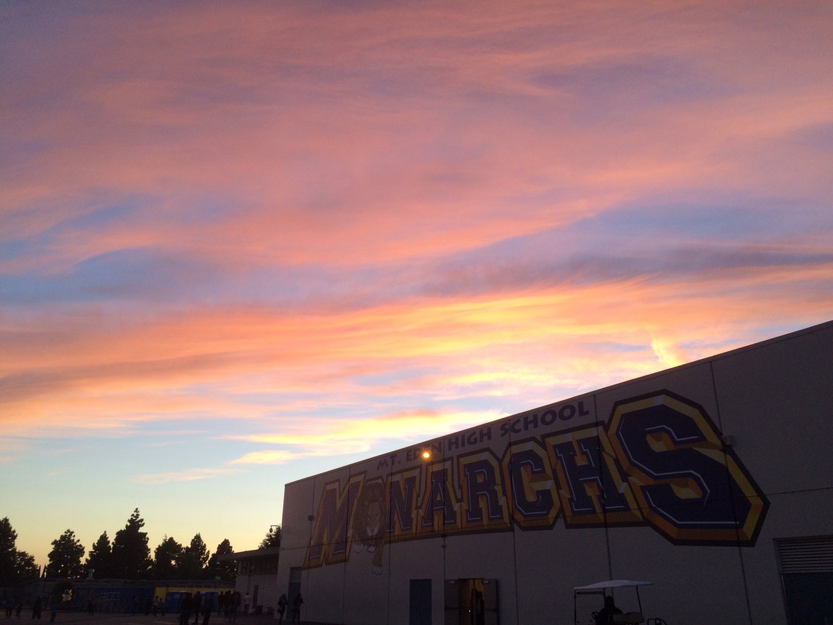 HaywardUSD's tweet photo. Congrats @MEHSclassof2016 grads. Today is a day you will never forget, as you start the next chapter in your lives 🎓 https://t.co/x645FAE8KE