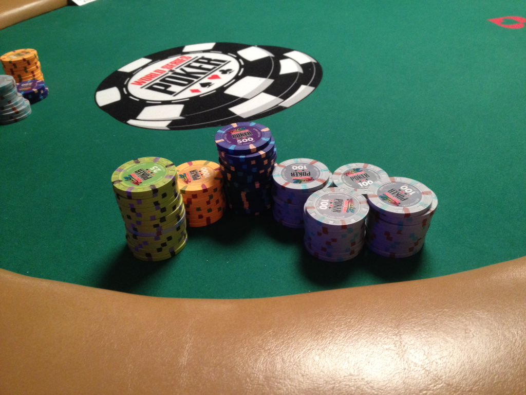 GJChicago's tweet photo. Chipped up a bit, still kicking! Level 7, 21k chips #wsop #wsop2016 #wsop22 #poker https://t.co/pzLlffBUtV
