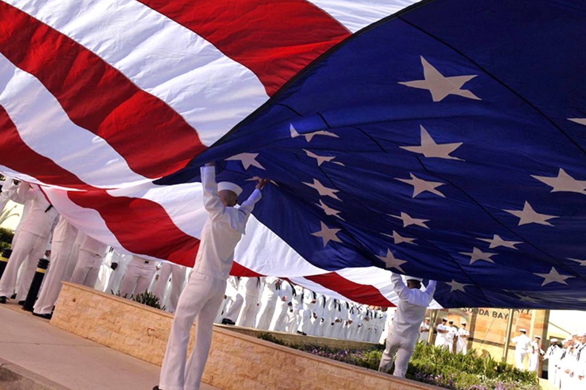 Hooyah61's tweet image. Flag day @USArmy @USNavy @USMC @USCG @usairforce @NavySEALMuseum @SEALofHonor @JGilliam_SEAL