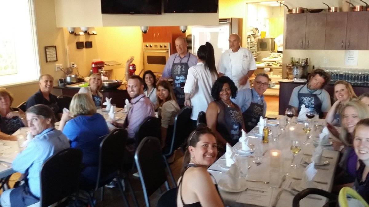 stc_health's tweet photo. What team will win,  black,  great or white? #culinarycookoff #STCUGM #IdeasStartHere #innovation #partnerships https://t.co/wa5RKBVAtz