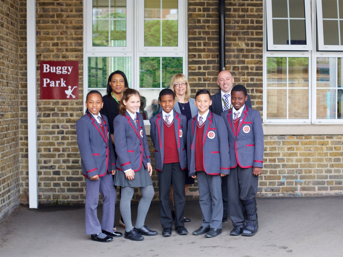 Ark Oval Primary tweet media