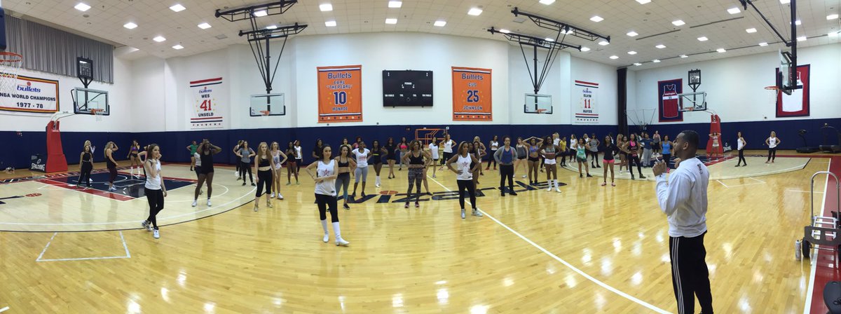 Wizardsdancers's tweet photo. day one is officially over! good job ladies!! #wgprepclasses https://t.co/YrSSwjMegG