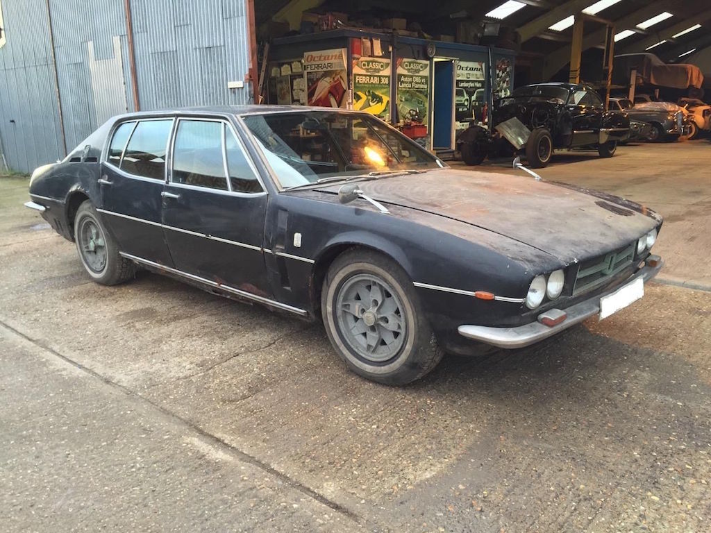 Take2theRoad's tweet photo. This #Ford #V8 powered 1973 #Iso Fidia needs restoring. And its interior is so so 1970s!

https://t.co/0vCAjjkAmQ https://t.co/vlGCdJcmXt