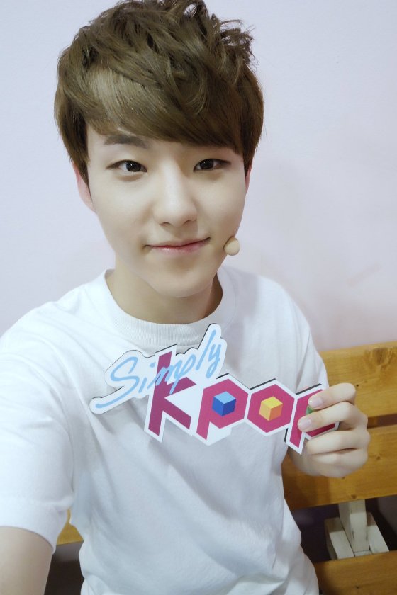 Damia_LuLu's tweet photo. Happy Birthday Hoshi Oppa🎂🎂🎂💜💜💜🎉🎉🎉🎉
#HappyHoshiDay #performanceteamleader #SEVENTEEN https://t.co/LO5sLdmExY