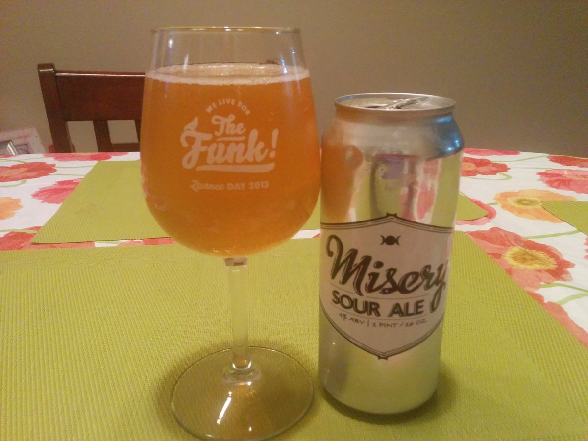 sprague11's tweet photo. @4quartersbrew we could start a brewery, and make Misery.  #craftbeer #vermontbeer https://t.co/enXIhU0wjS