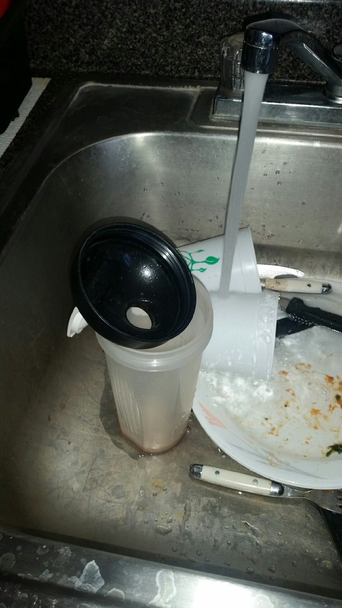 ProcleanShaker's tweet image. Nothing worse than seeing this in the sink #dirty #protein #proteinshaker #procleanshaker
