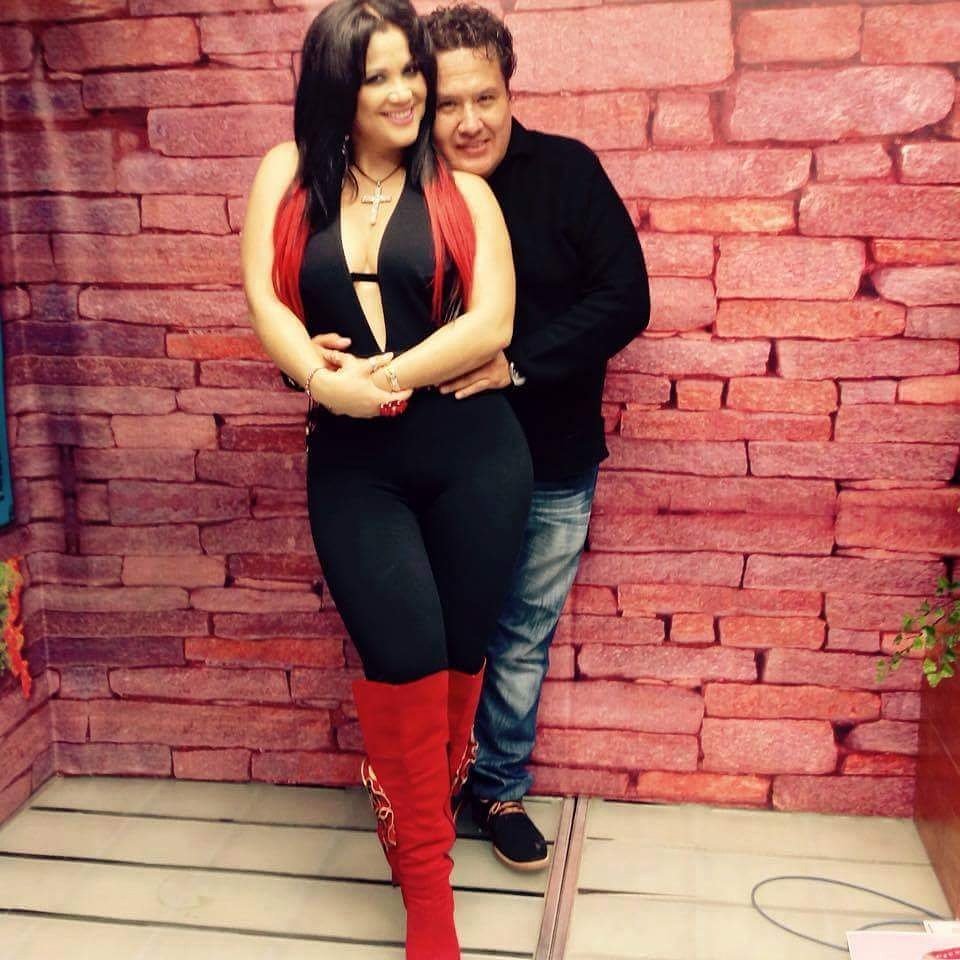LIMITE GRUPERO YESENIA LA GITANA Y OSVALDO MACS aaaaaayyy no'mas oiga!!!