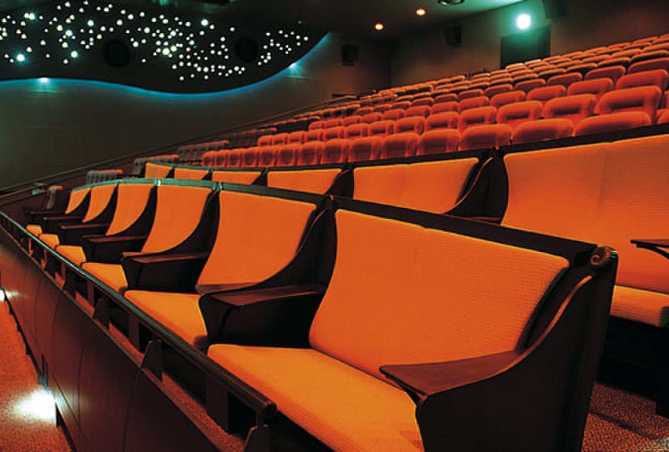 大野かな カップルシートも 都内最大級の映画館 シネマメディアージュ がスゴい T Co Rdxp9yr7wv お台場 映画 カップル 映画館 シネマ 最新 チケット ガンダム 自由の女神 デート 優雅 T Co Yprezw3cyd Twitter