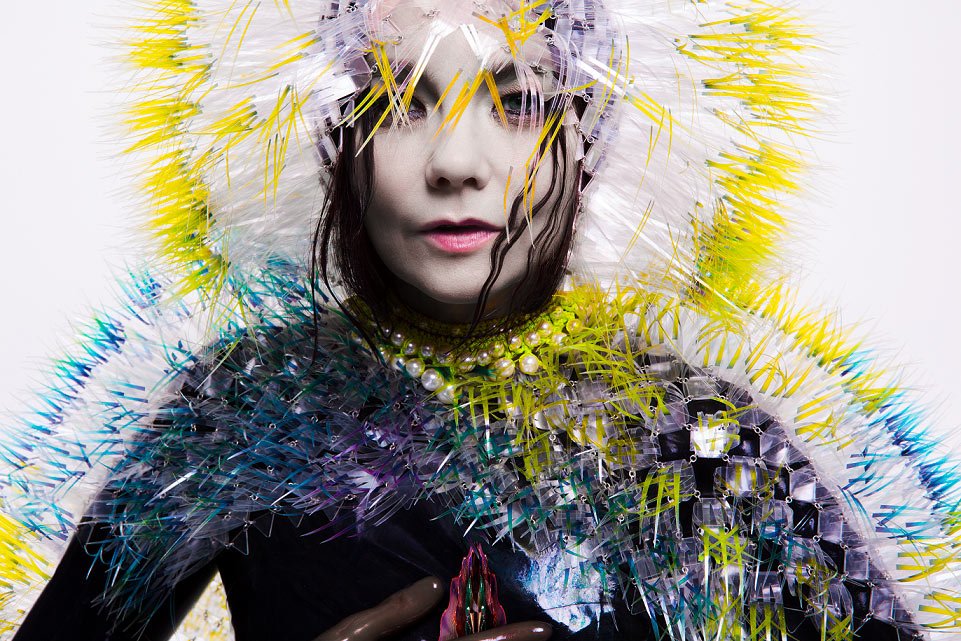 fashionpressnet's tweet photo. 「ビョーク展示会」が日本科学未来館で開催 - オープニングイベントでビョークがDJに！ https://t.co/xjpTmw6omX https://t.co/VjE4bzkmKd