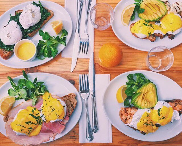 Lobster bar tweet media