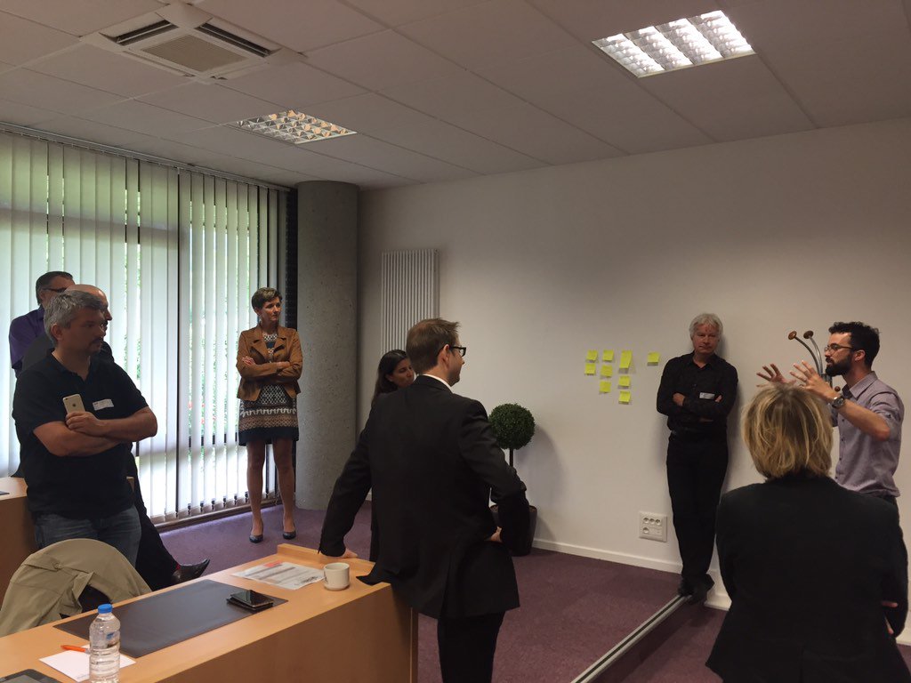 CedBerger's tweet photo. @BAFSymposium l'UX experience utilisateur au service de la Business Analyse https://t.co/9ePwtowJss