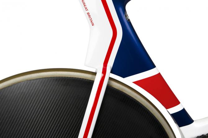 Cyclingnewsfeed's tweet image. British Cycling unveil new Cervélo track bike for Rio Olympic Games
 cyclingnews.com/news/british-c…