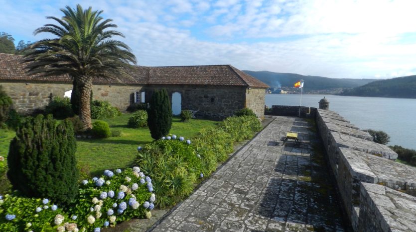 lainversion's tweet image. 