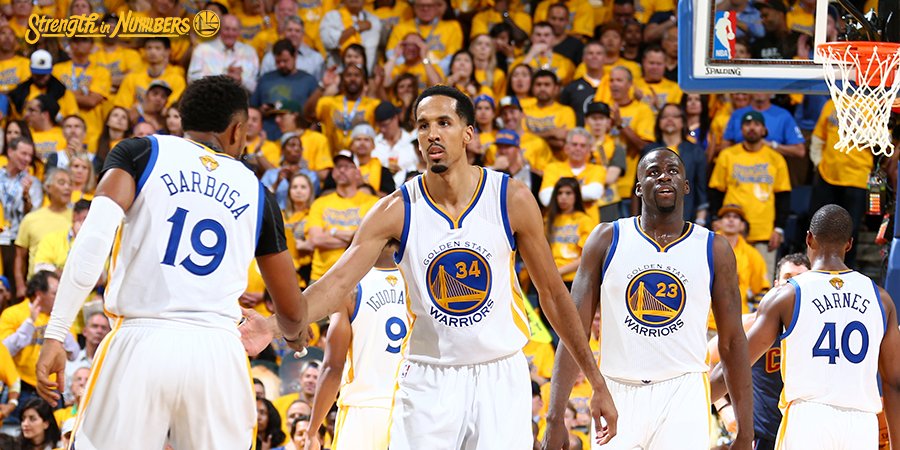 warriors's tweet photo. GSW bench outscored CLE reserves 45-10, largest bench scoring disparity in #NBAFinals in 50+ yrs. #StrengthInNumbers https://t.co/jH1WoWenK8