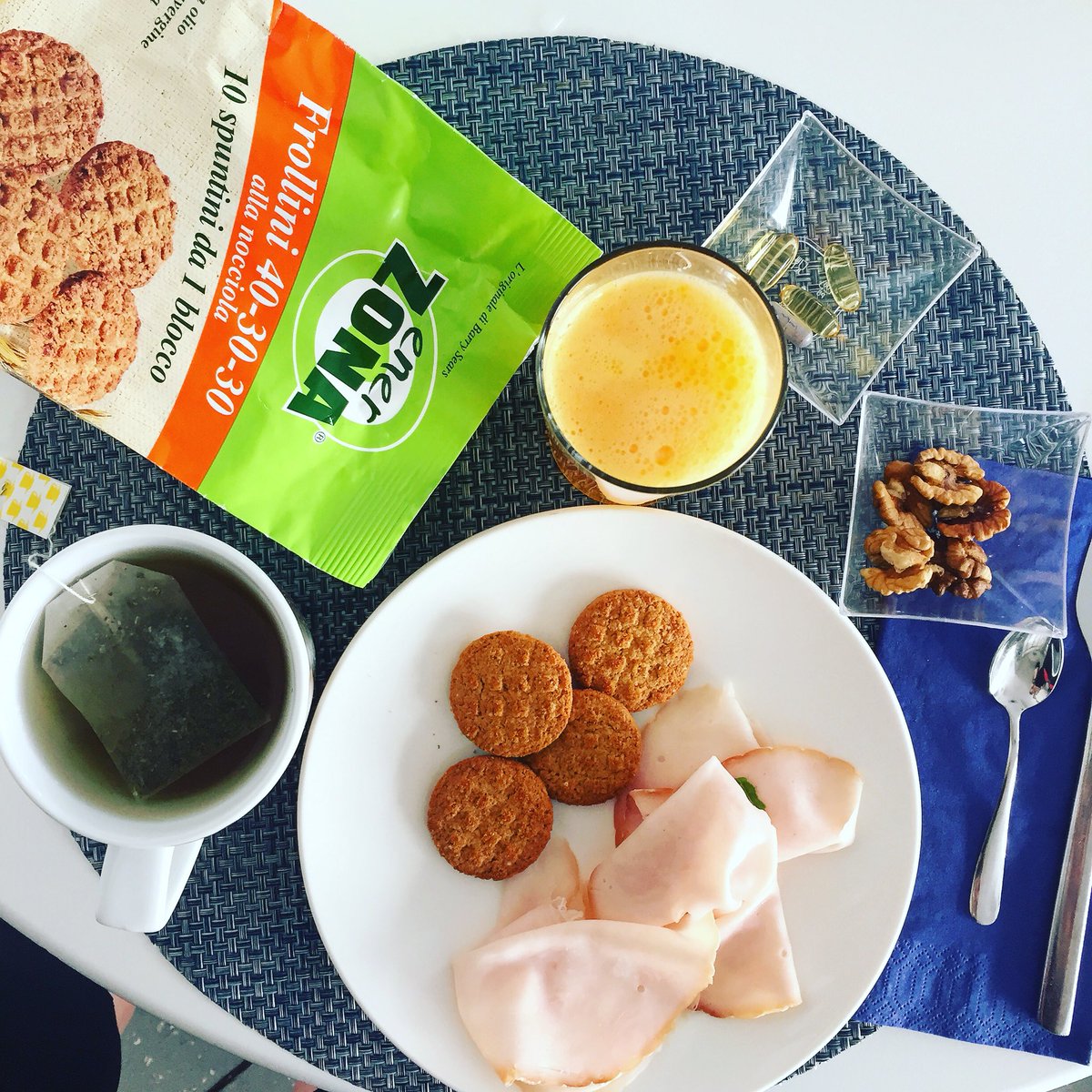 ValeriaAiroldi's tweet photo. @riminiwellness day 2 😊 love my life 💕💪 @EnerZonaNews @EnerZonaNews #FitAndChic #RW16 #Dehatakeover https://t.co/Riw3XlT6Z7