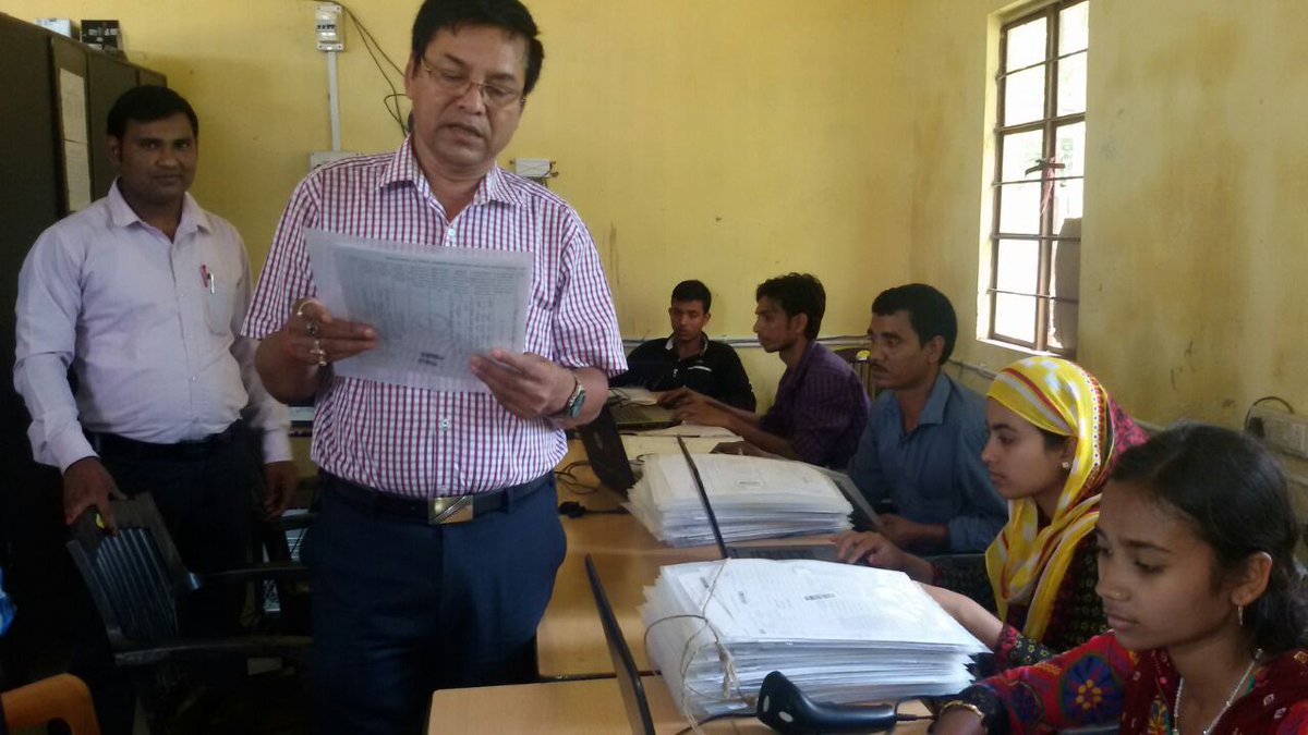 NRCupdateAssam's tweet photo. ADC #Hailakandi, Shri #AmalenduRoy quality checks the digitized application forms at Circle Office #Algapur recently https://t.co/KYsNds0oXZ