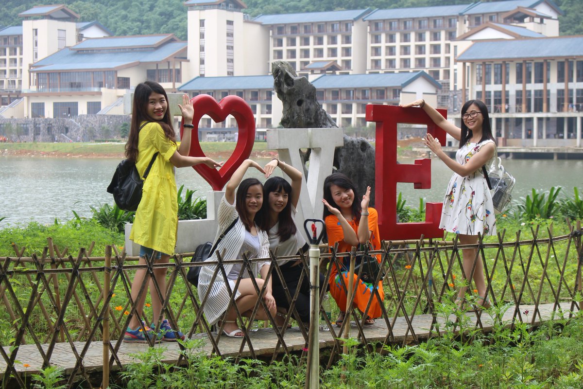 Flyin sales team's jaunt--Qingyuan. LOVE #FLYIN!!! opticres.com