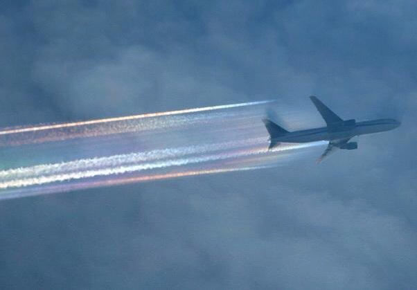 SteerMark's tweet photo. Don't worry it's only WaterVapour, with a little Aluminium, Barium &amp; strontium.
What could go wrong? 
#Chemtrails https://t.co/scCMLjYOKY
