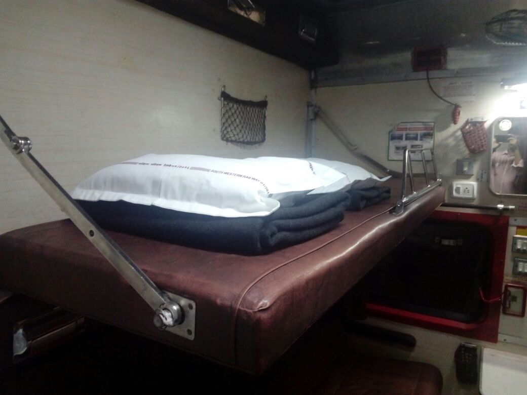 Complete New Blankets and New Pillow Covers in Rajdhani and Ranichanamma Exp originating from Banglore.