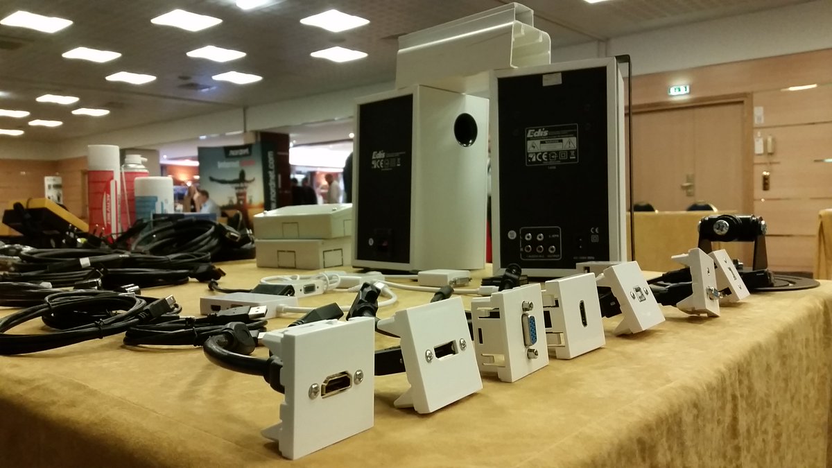 Neklan_SAS's tweet photo. [Partenaire] @FRP2I venez découvrir nos produits #audiovisuel #Multimedia #Reseau. @Manu_Neklan vous attends! https://t.co/WkEcqDWVnw