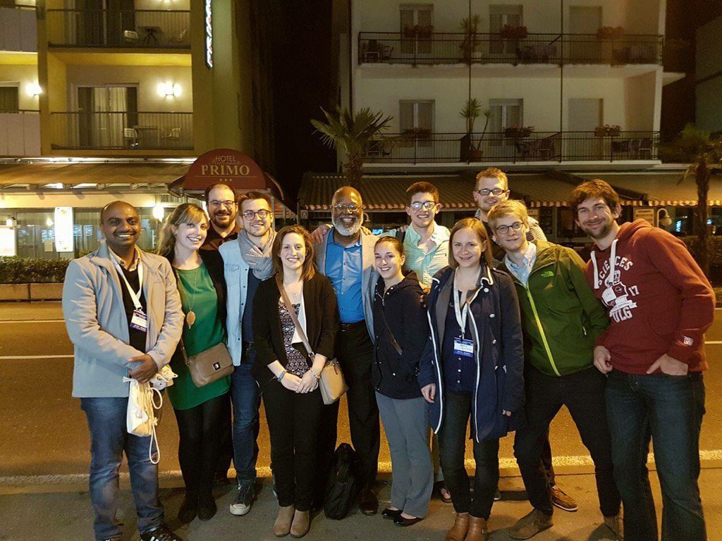 KDNizio's tweet photo. Late night gelato with colleagues at #Riva2016 https://t.co/E4gduosrGZ