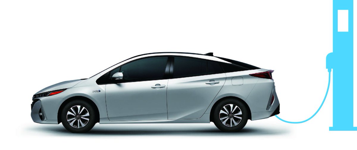 トヨタ自動車株式会社 No Twitter 次期 プリウスphv の日本仕様車は 急速充電機能 を設定します より魅力的になって登場です 写真は米国仕様モデル Toyota トヨタ