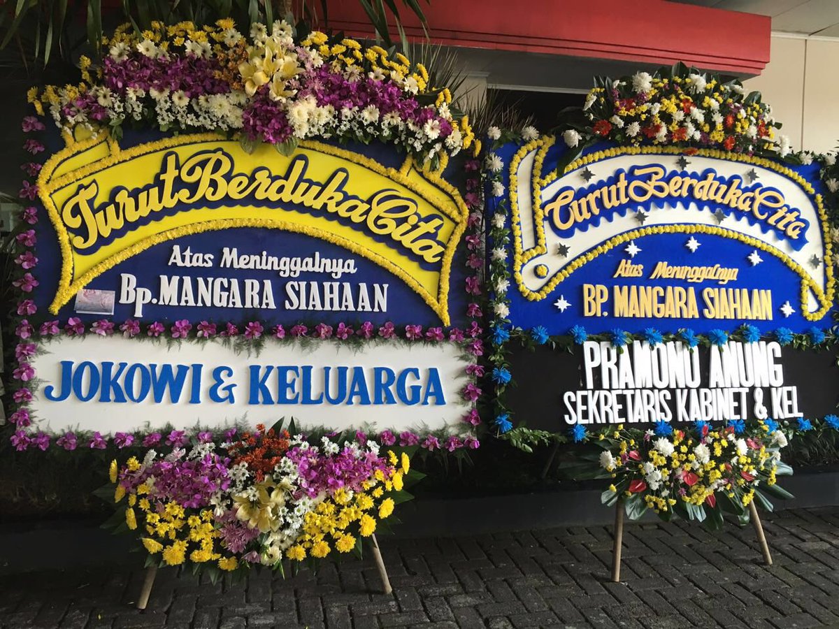 pramonoanung's tweet photo. Mengantar sahabat dan pejuang Partai, Bang Mangara Siahaan, selamat jalan Bang, kita semua mendoakanmu #Doaku https://t.co/ve5aKTY0Id