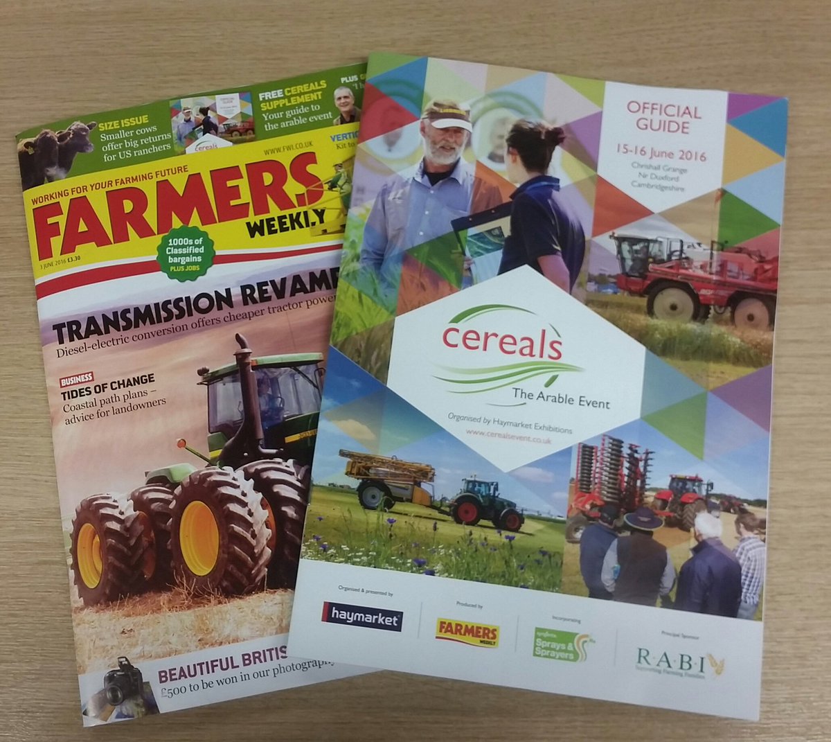 CerealsEvent's tweet photo. Don't forget to pick up your copy of @FarmersWeekly today which comes with the #Cereals16 official Event guide. https://t.co/yemJtD5fGv