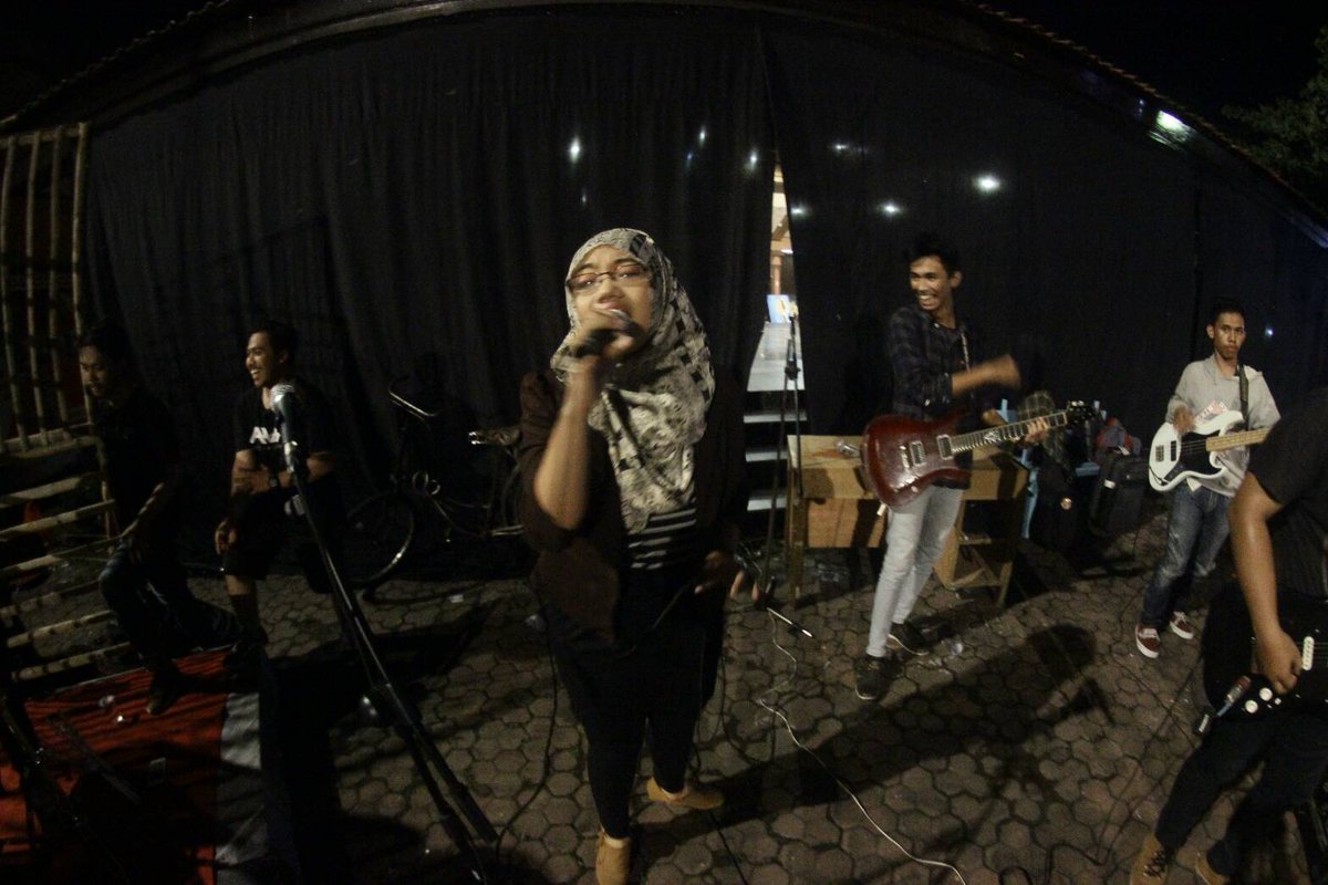 Perfoming kayana @universitasstkw