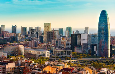 muycomputer's tweet image. Conoce #Salesforce de primera mano en el Essential de Barcelona  buff.ly/1PqstMm #SalesforceBCN