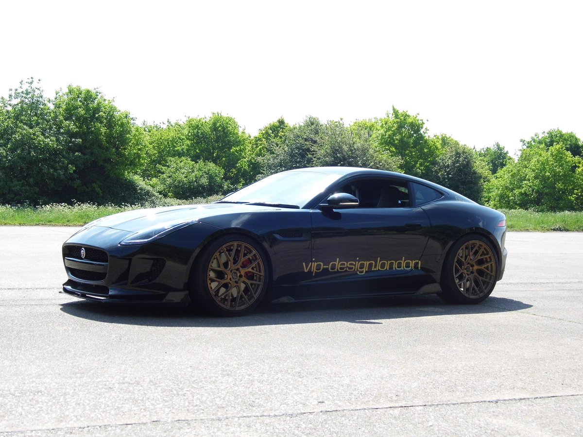 VIPdesign_ldn's tweet photo. Lots of fun putting the #650bhp #FTYPE through its paces at a local airfield! https://t.co/45up6SK7uJ https://t.co/9H7kuNh27R