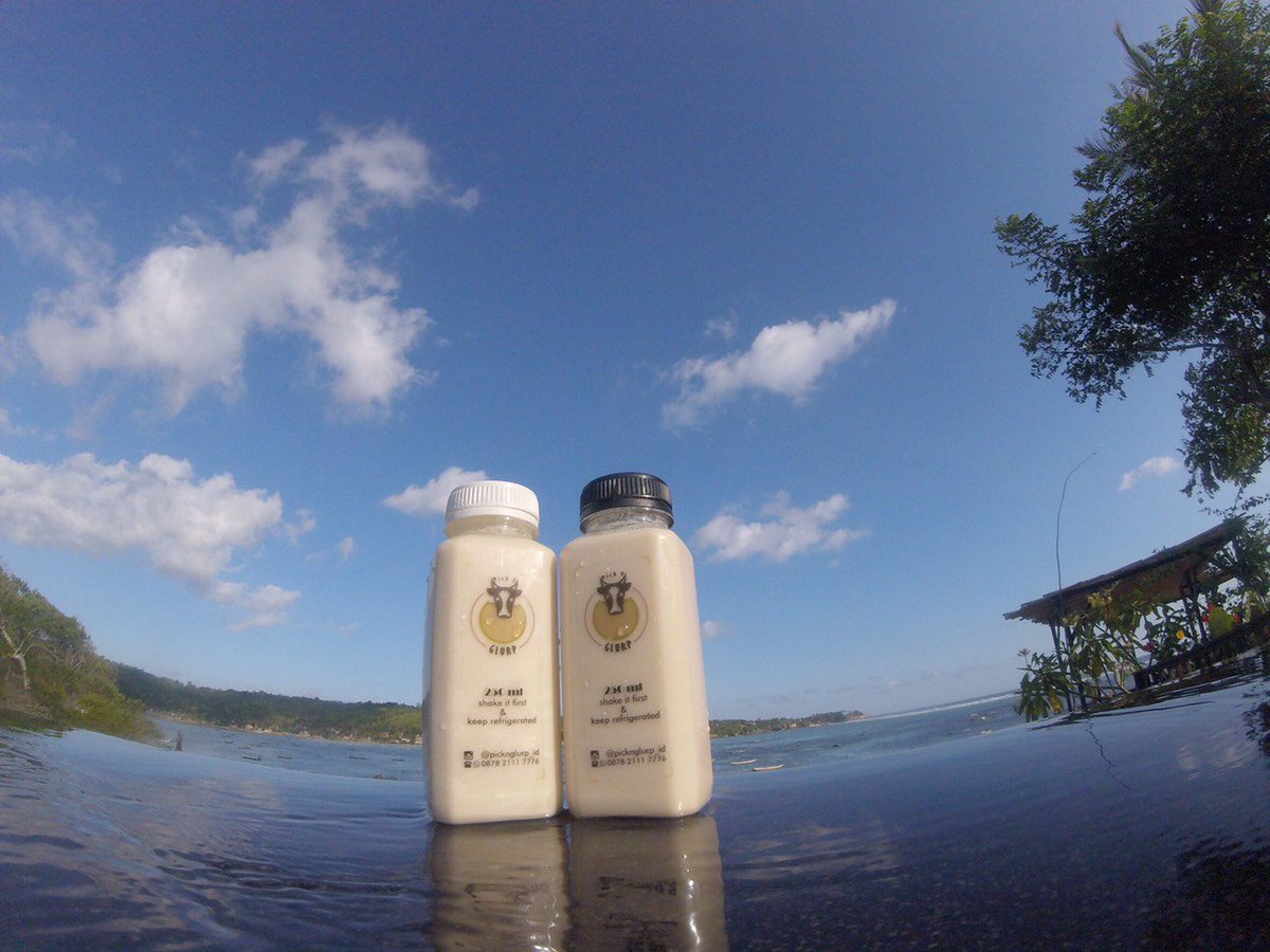 picknglurp's tweet photo. Wah bentar lagi liburan nihh. Bakalan asik banget ditemenin susu+biskuit yang satu ini! #IlkomForLocalStartUp #Unpad https://t.co/WGROUTF7C4