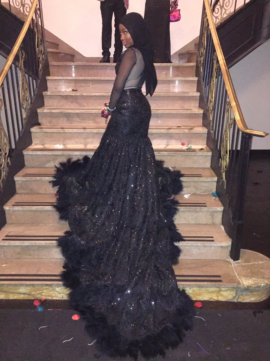 thelifeofleen1's tweet photo. Senior Prom!!!!! #prom2k16 #muslimahwayofcourse👠 https://t.co/T2CTMHWzpZ