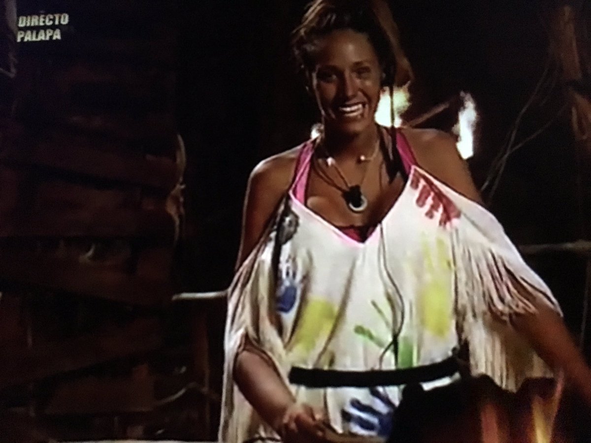 fanatica_steisy's tweet image. @angelvico88 espero q estés apoyando a @patricia_steisy Hay q salvarla como sea #SalvarSteisyAl27450 #steisysequeda