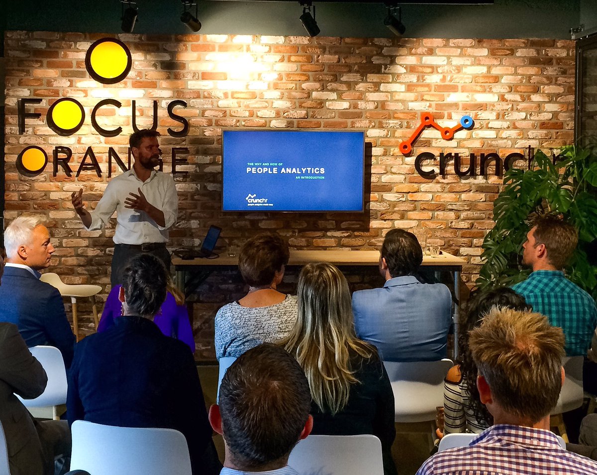 crunchrapps's tweet photo. Teaching Friday continues with a presentation of Camiel Selker #Crunchr #peopleanalytics https://t.co/cp6IK3kibk
