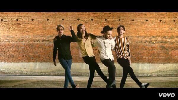 1DFamParadise's tweet photo. "I hope you'll remember how we danced..."

#ChoiceMusicGroup is @onedirection https://t.co/fDR5bn30pi