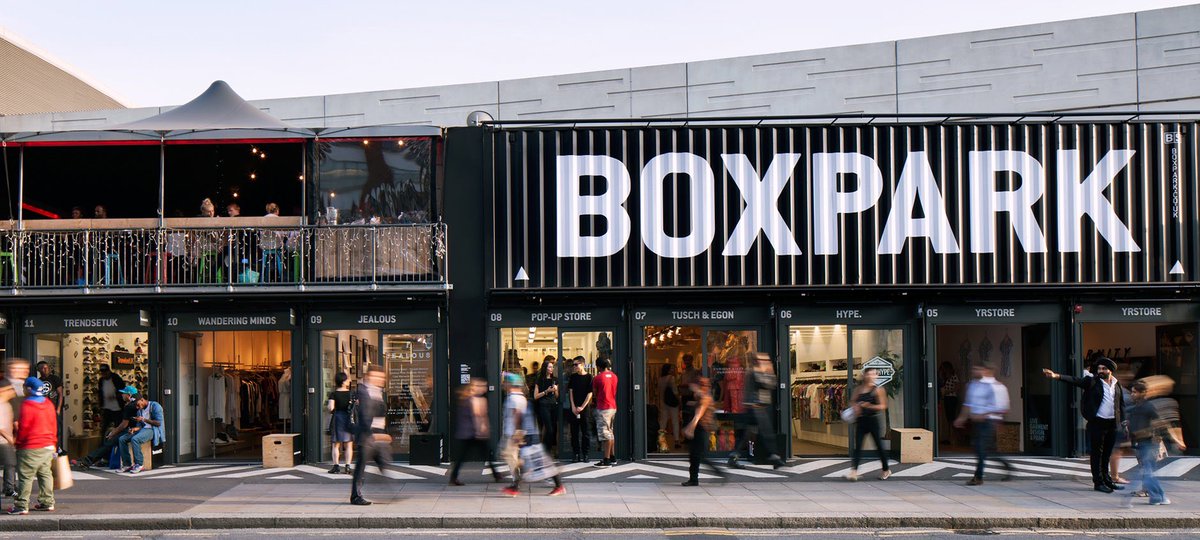 MalibuUK's tweet photo. Celebrate FriYAY with us @Boxpark from 3-7pm TODAY! Come down and enjoy a Malibu can &amp; hairdo from @KeashBraids! 💁🌞 https://t.co/zpzmBKAPmB
