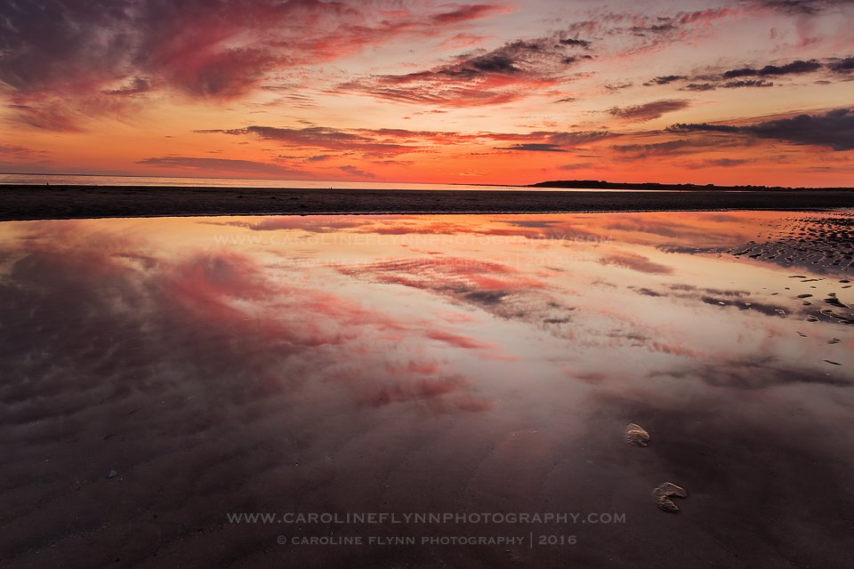 _CarolineFlynn's tweet photo. Such a beautiful sunset yesterday at Maharees @DiscoverIreland @gokerrylive @ourkerry @TourismIreland @irelandswaw https://t.co/E1tc21FLoK