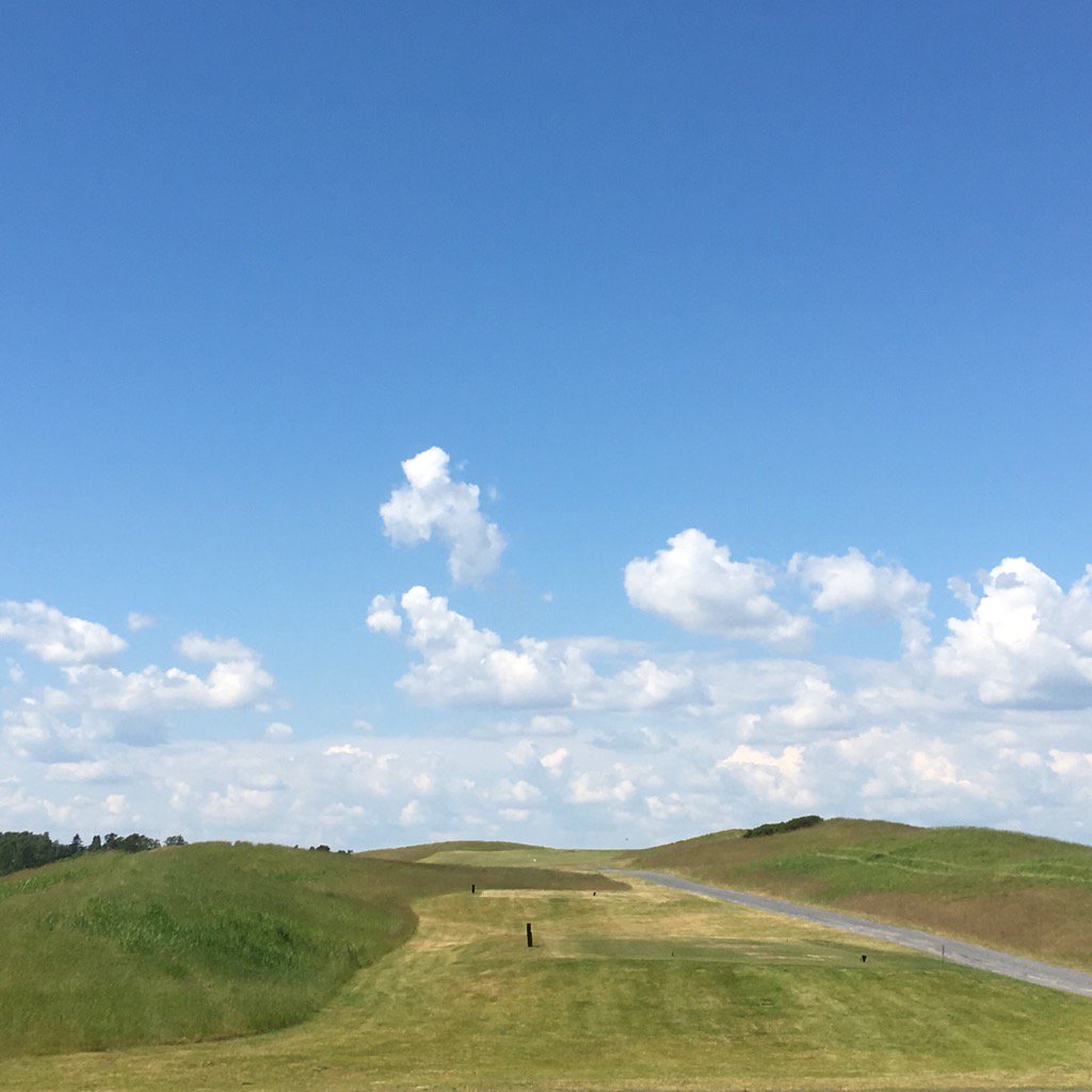 UVornanen's tweet photo. @Vuosaarigolf hieno ilma, jatkukoon iltaan asti. Kohta kisa @PeltomakiGolf kauden Kick Off #hauskempaa #helpompaa https://t.co/NSlYKUsNK9