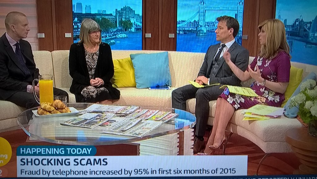 NYCIain's tweet photo. The gorgeous Kate Garraway on this mornings @GMB (7/8) #Stunning #Beautiful #Leggy #Sexy #PresenterCrush 😍😍😍😍😍 https://t.co/LR8utT8mlZ