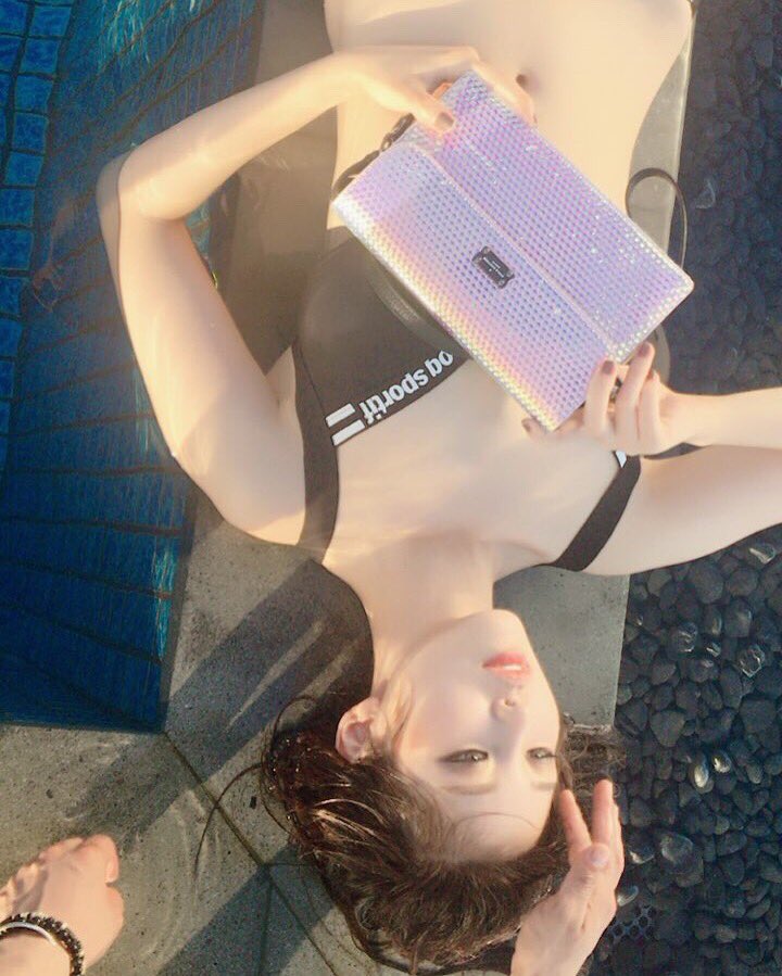 Secretimehsxx's tweet photo. 화보 #촬영중 in Bali with #cosmopolitankorea 📷💕🕶 
#lecoq #paulsboutique
#제이슨여행사 #알릴라스미냑 https://t.co/JOkzoLGDoR