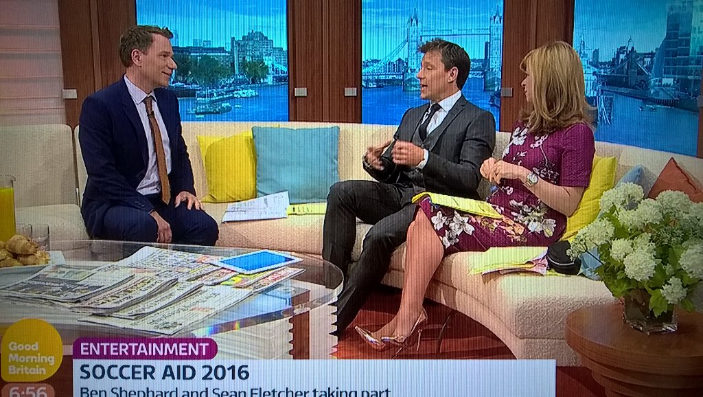 NYCIain's tweet photo. The gorgeous Kate Garraway on this mornings @GMB (3/8) #Stunning #Beautiful #Leggy #Sexy #PresenterCrush 😍😍😍😍😍 https://t.co/cTRjfnBVh8