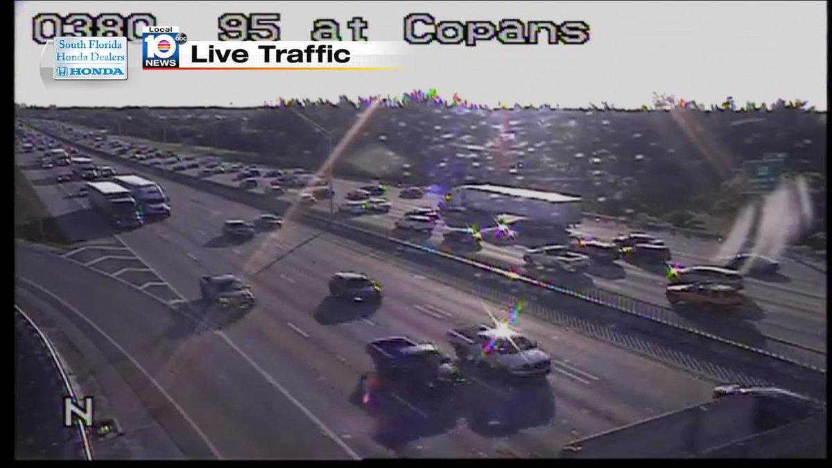 Broken down car on I-95 NB & Copans Road #MIAMI #TRAFFIC https://t.co/BJLOtMROIC