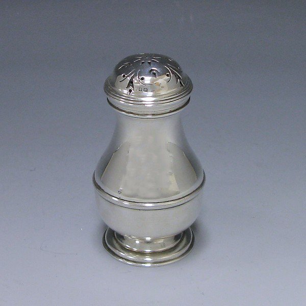 WWalterSilver's tweet photo. Antique Silver Peppers on our website #londonsilvervaults #silver #antiquesilver #pepper https://t.co/R4GbaJkSmP https://t.co/UnggPOPzhN