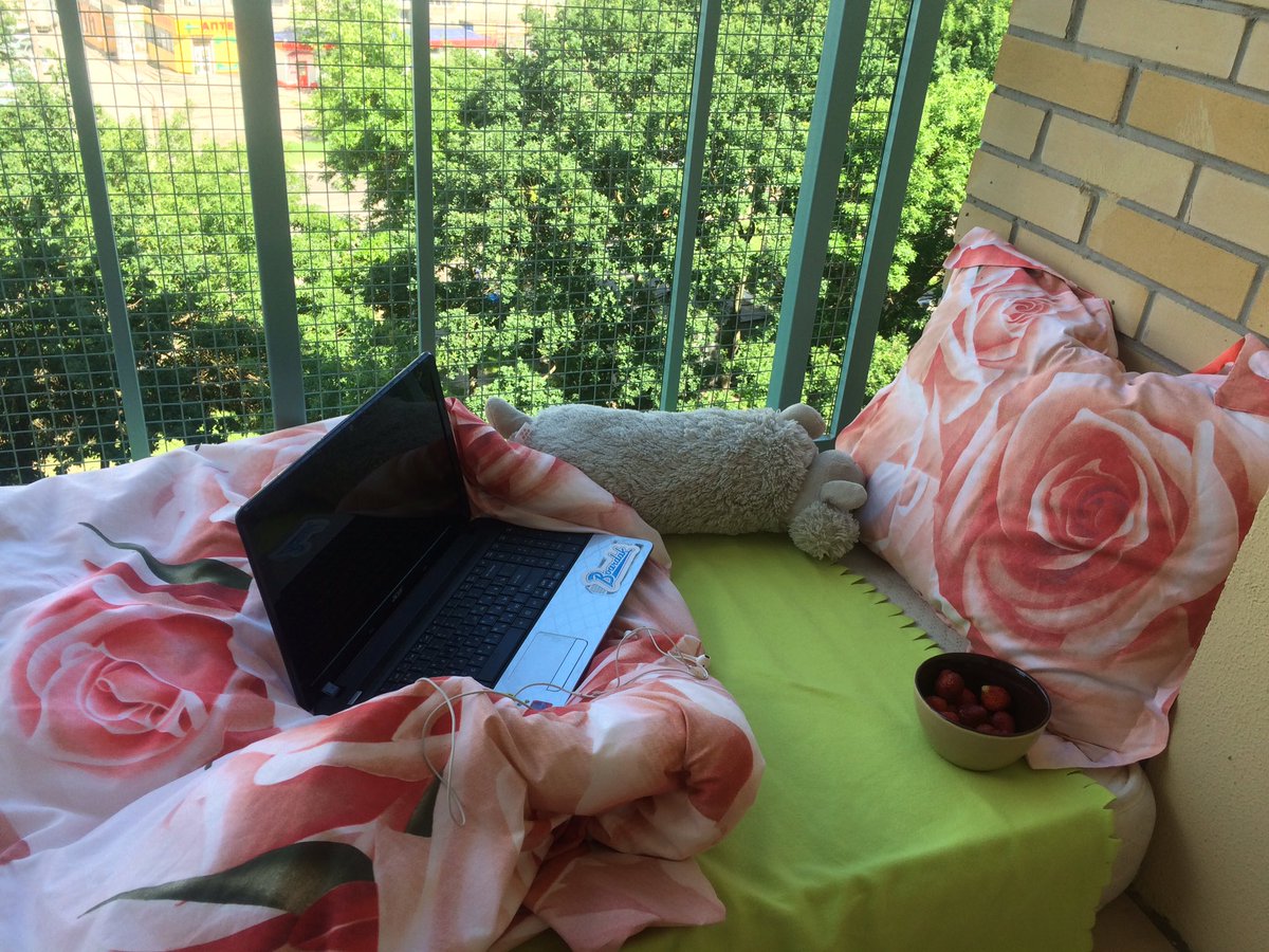 privetAnnet's tweet image. Есть всё-таки то, за что можно хоть немного любить летнюю сессию